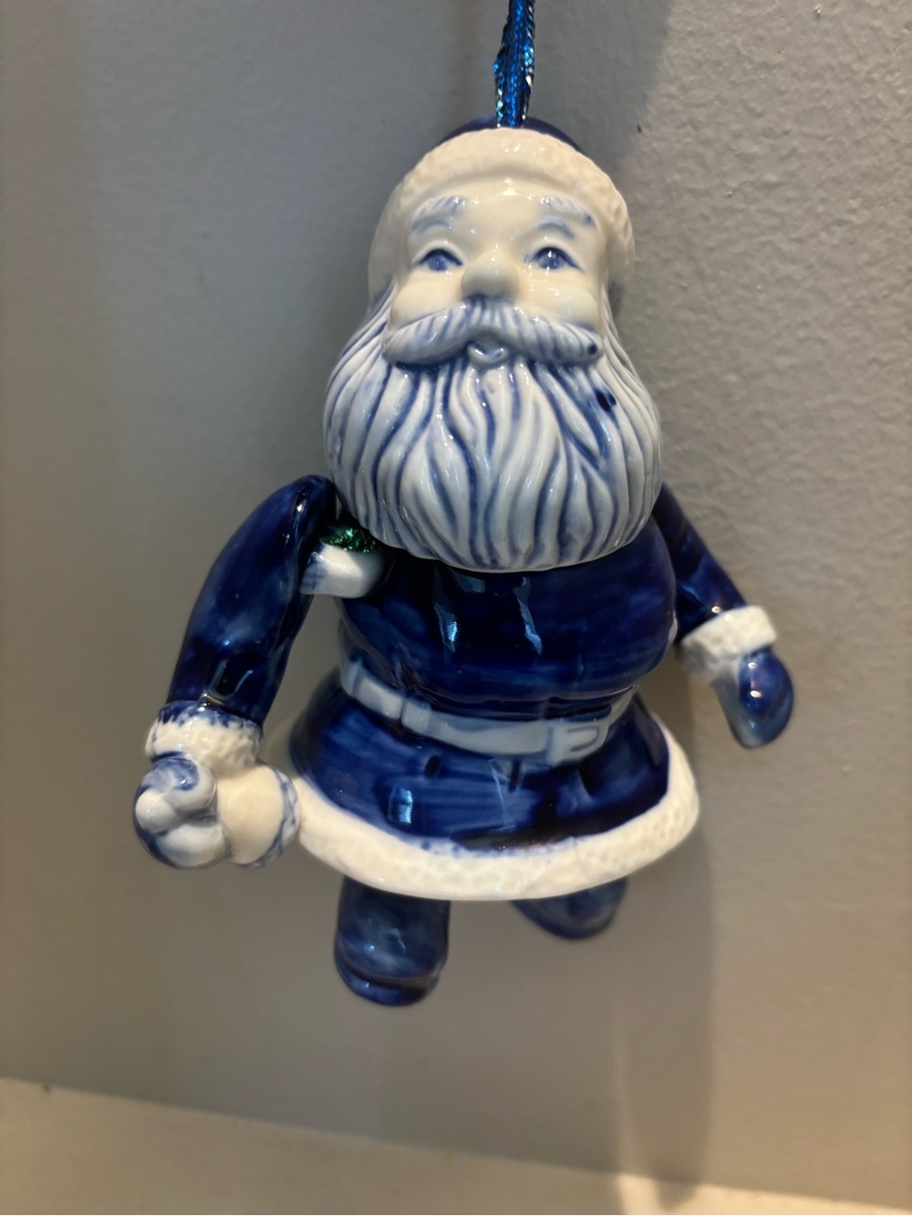 Hand-painted Delft Blue ceramic Santa Claus ornament Netherlands,dangling legs